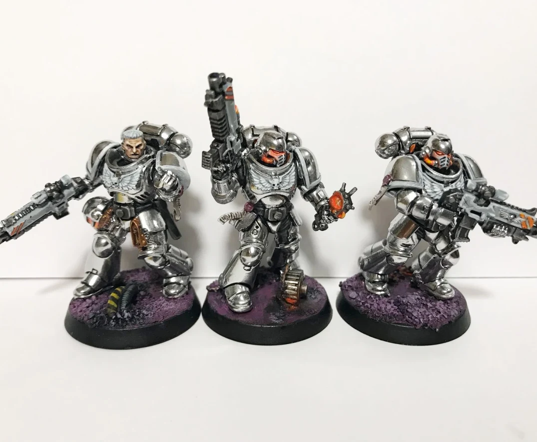 Use just five paints in this Warhammer 40k painting challenge